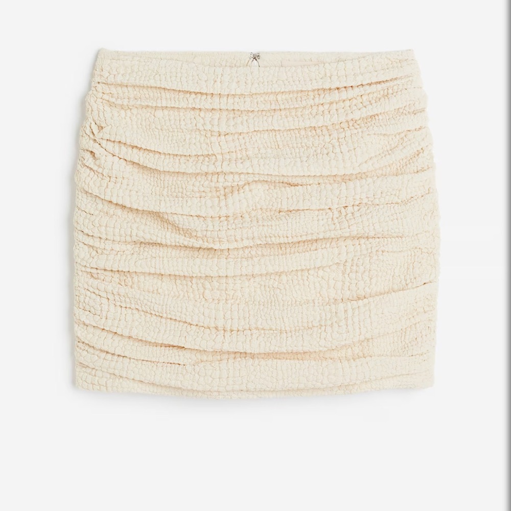 H&M Cream Textured Mini Skirt